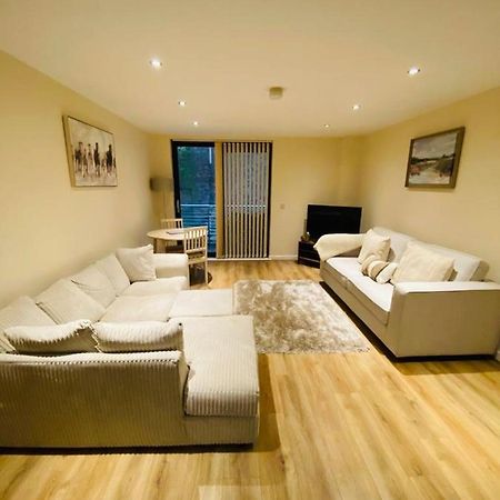 Liverpool City Centre Modern Apartment Fits 6 People المظهر الخارجي الصورة