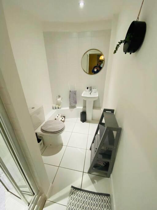 Liverpool City Centre Modern Apartment Fits 6 People المظهر الخارجي الصورة