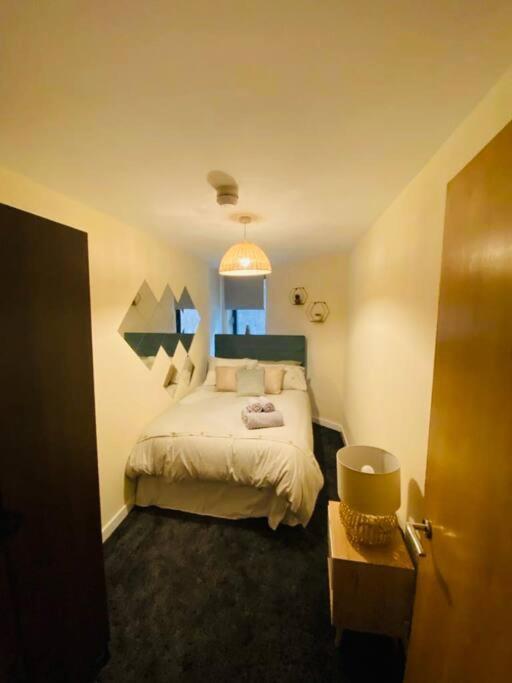 Liverpool City Centre Modern Apartment Fits 6 People المظهر الخارجي الصورة